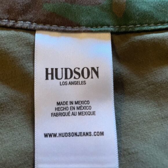 NWT Hudson Camo mini utility skirt. Size 24 - Picture 6 of 7